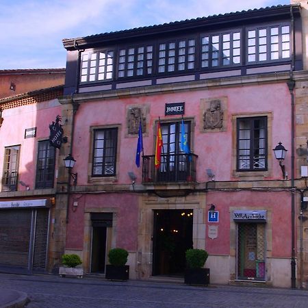 Hotel Palacio Carlos I Villaviciosa  Extérieur photo