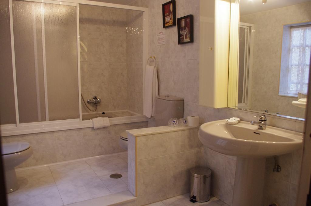 Hotel Palacio Carlos I Villaviciosa  Chambre photo